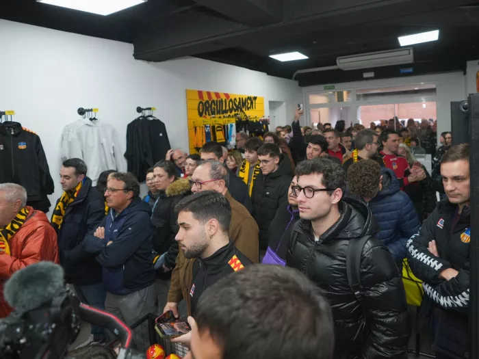 Inaugurada la nova botiga del Sant Andreu